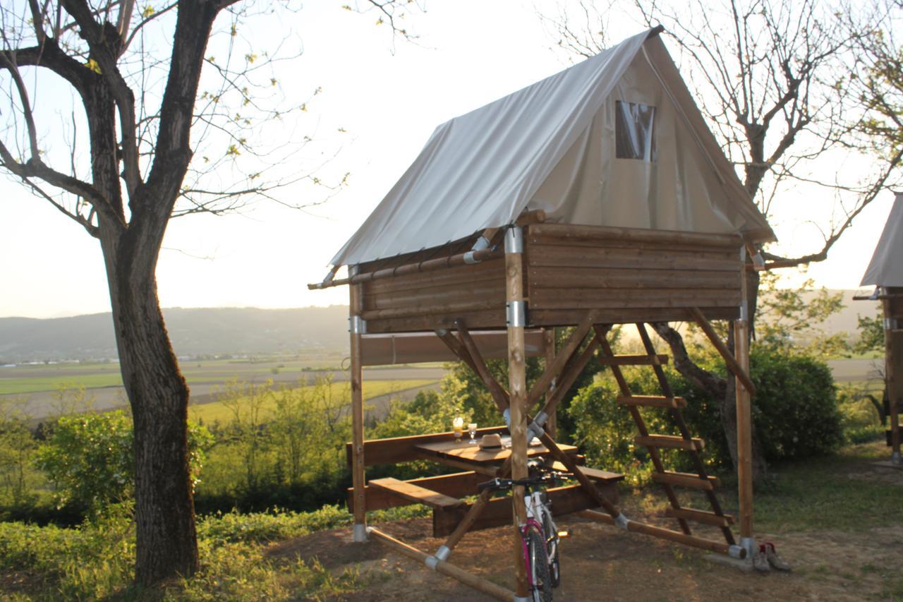 Camping Domaine De Senaud Albon Exterior photo